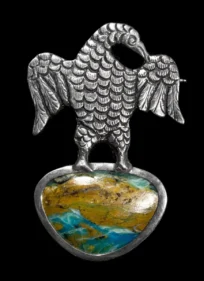 36 Broche con águila