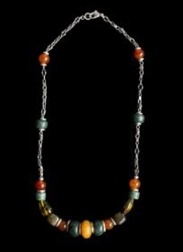 Collar con ambar