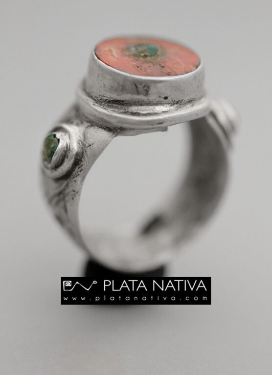 135 Anillo con coral bambú