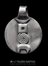 559 Colgante "totem"