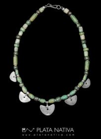 641 Collar con serpentina y plata