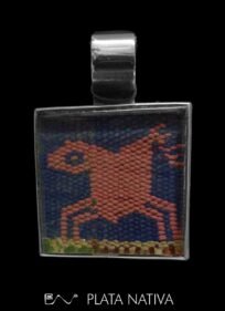 colgante tejido