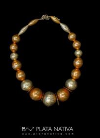 Collar de cobre y plata