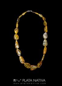 collar de ámbar