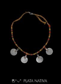 712 Collar de hilo