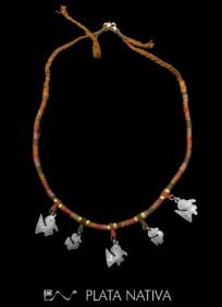 714 Collar con pájaros