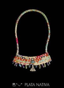 770 Collar tradicional boradado