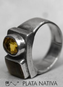 Anillo topacio amarillo+onix negro