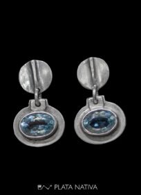 Aros con topacio azul