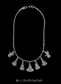 Gargantilla Virgencitas